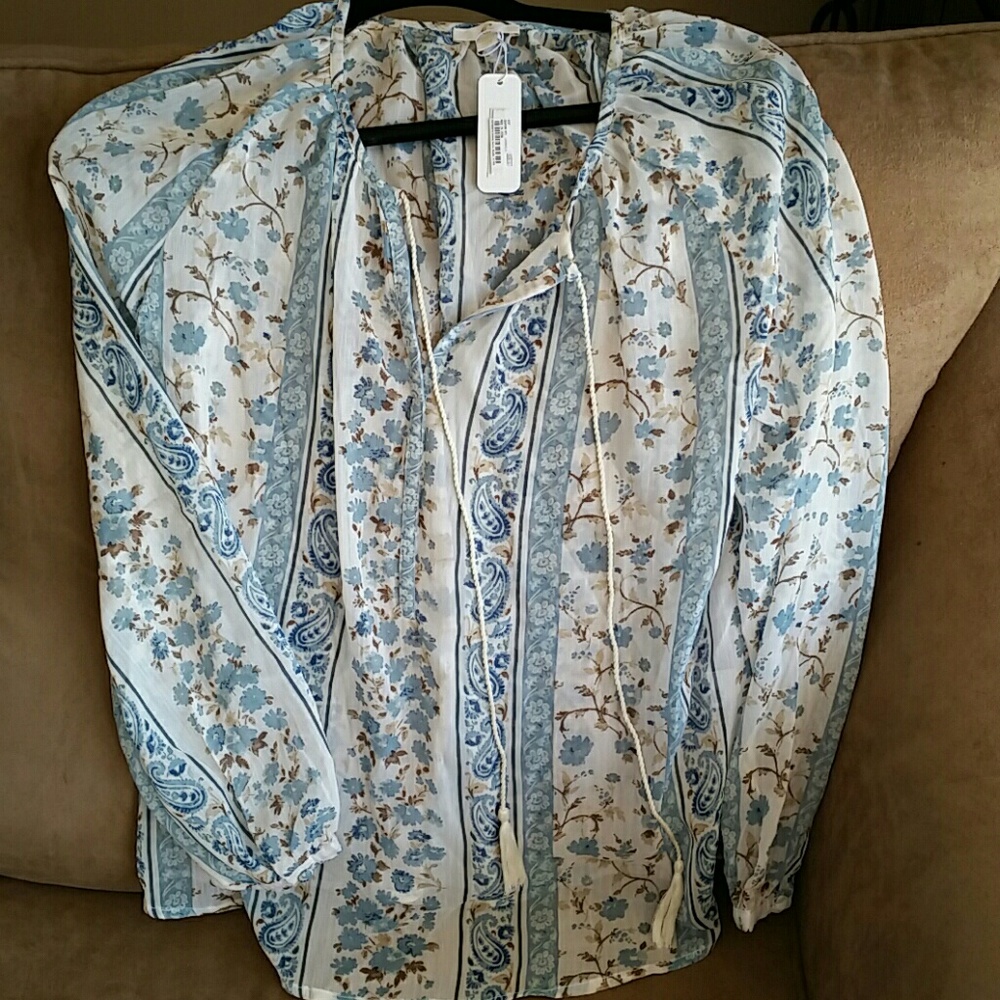 Floral top